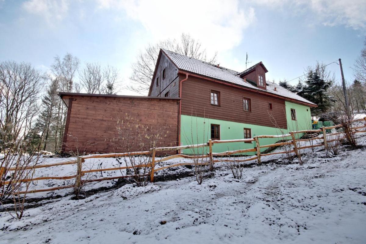 Penzion Harry Na Sjezdovce Krkonose Vysoké nad Jizerou Exteriör bild